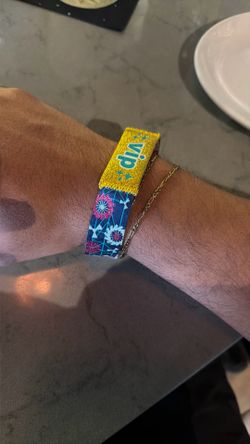 VIP COACHELLA WRISTBAND WEEKEND 1 FOR SALE