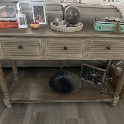 Entry Way Or Sofa Table 
