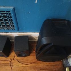 Edison M2000 Professional Speakers 