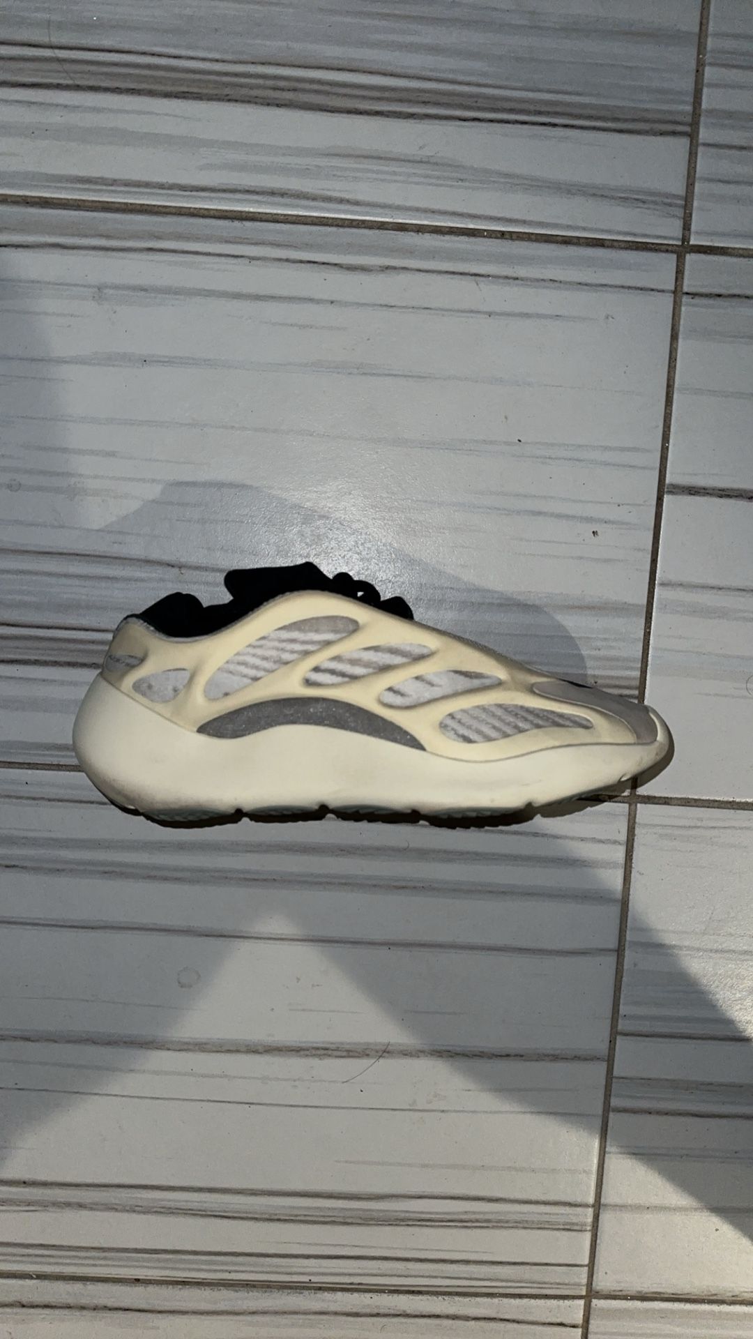 Yeezy 700 V3 “Azael”