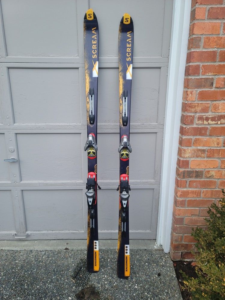 Salomon Skis