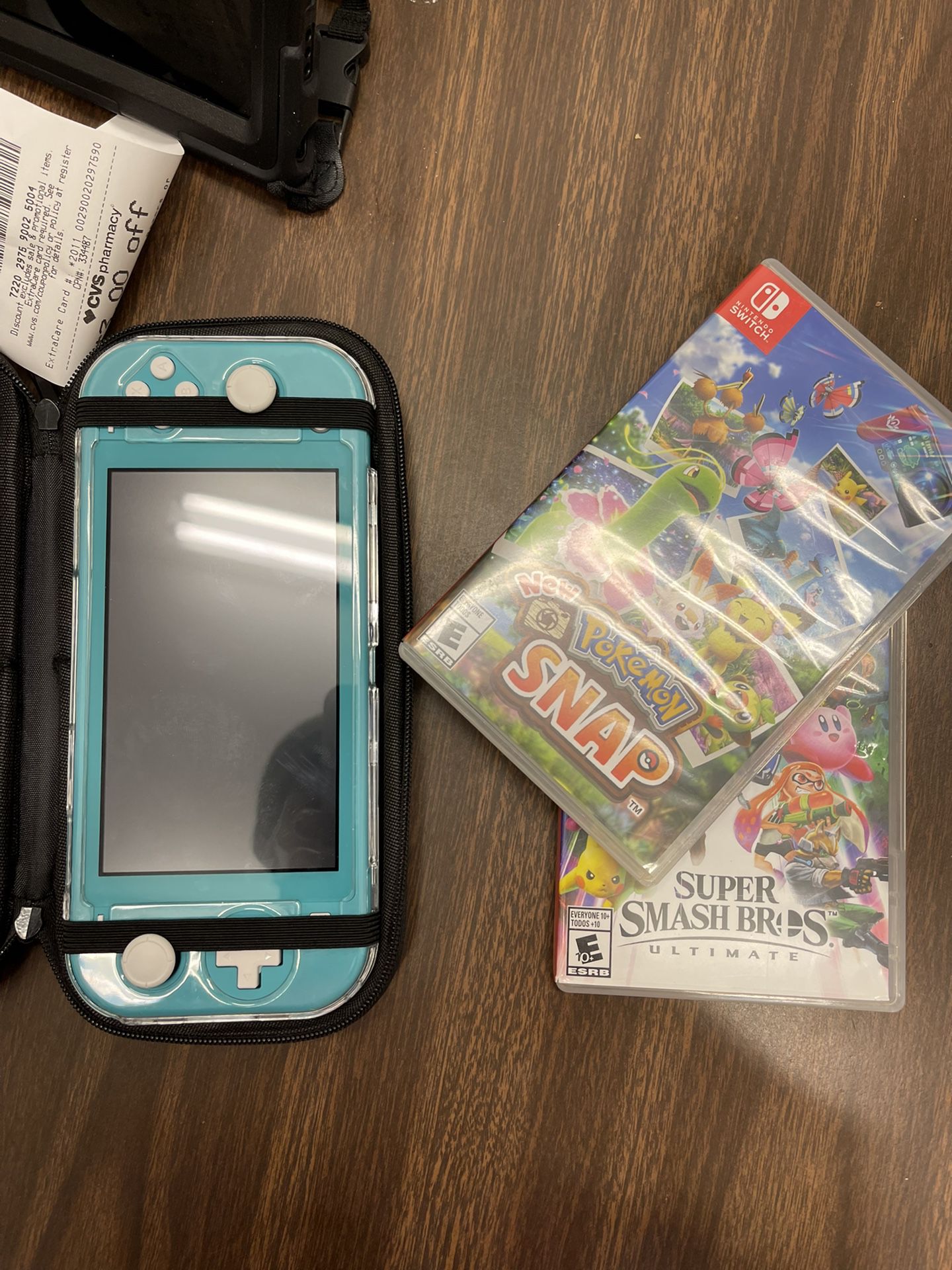 Nintendo Switch Lite With 4 Games
