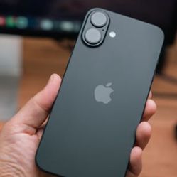 iPhone 16 Plus 