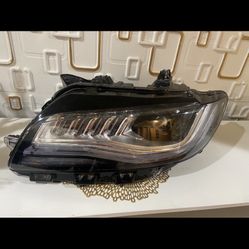  Left Light 2022 Lincoln Aviator 