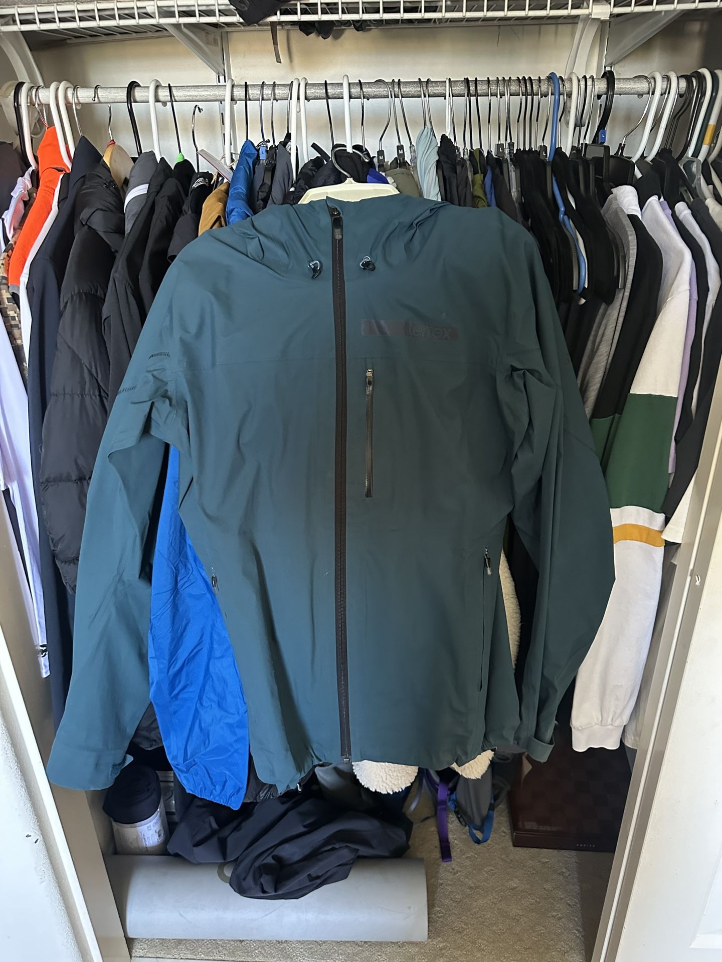 Adidas Terrex Alpine Shell Medium