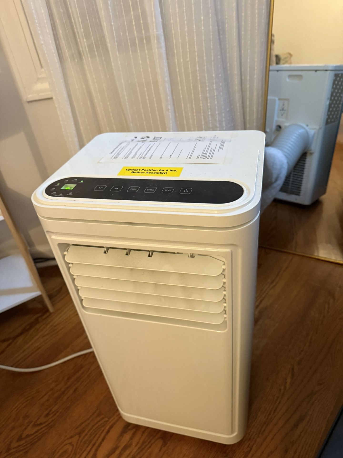 AC Unit With Hose