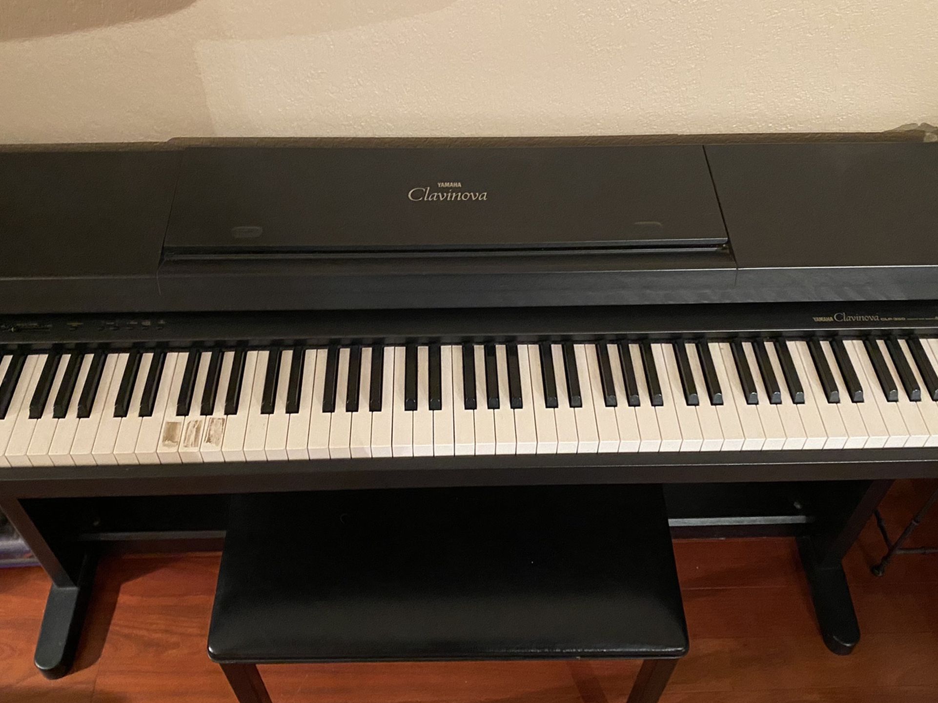 Yamaha Clavinova Electric Piano Keyboard