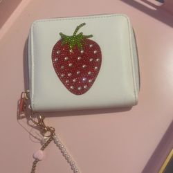 NEW STRAWBERRY WALLET