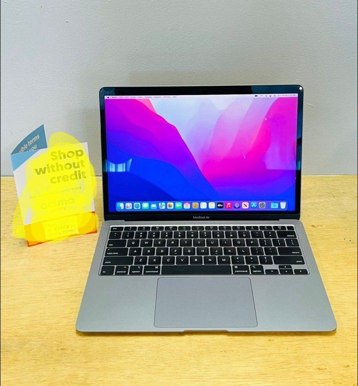 2020 Apple MacBook Air 13