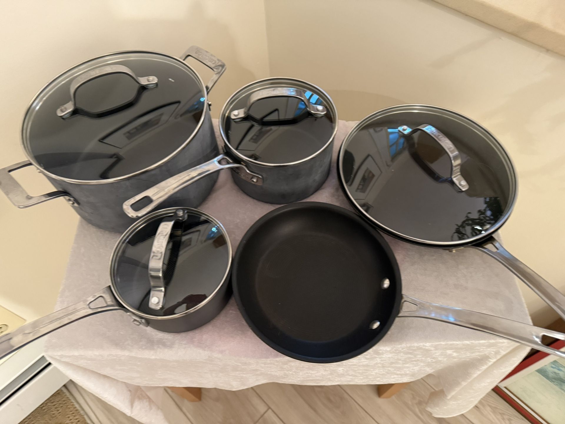CIRCULON 9-Piece A1 ScratchDefense™ Nonstick Cookware Set