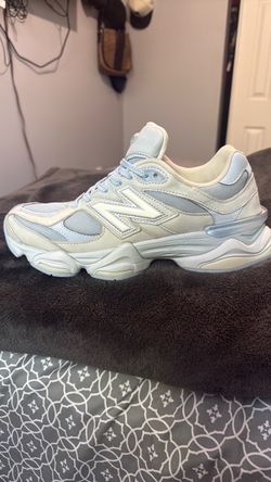 New Balance 9060 Sneaker size 9