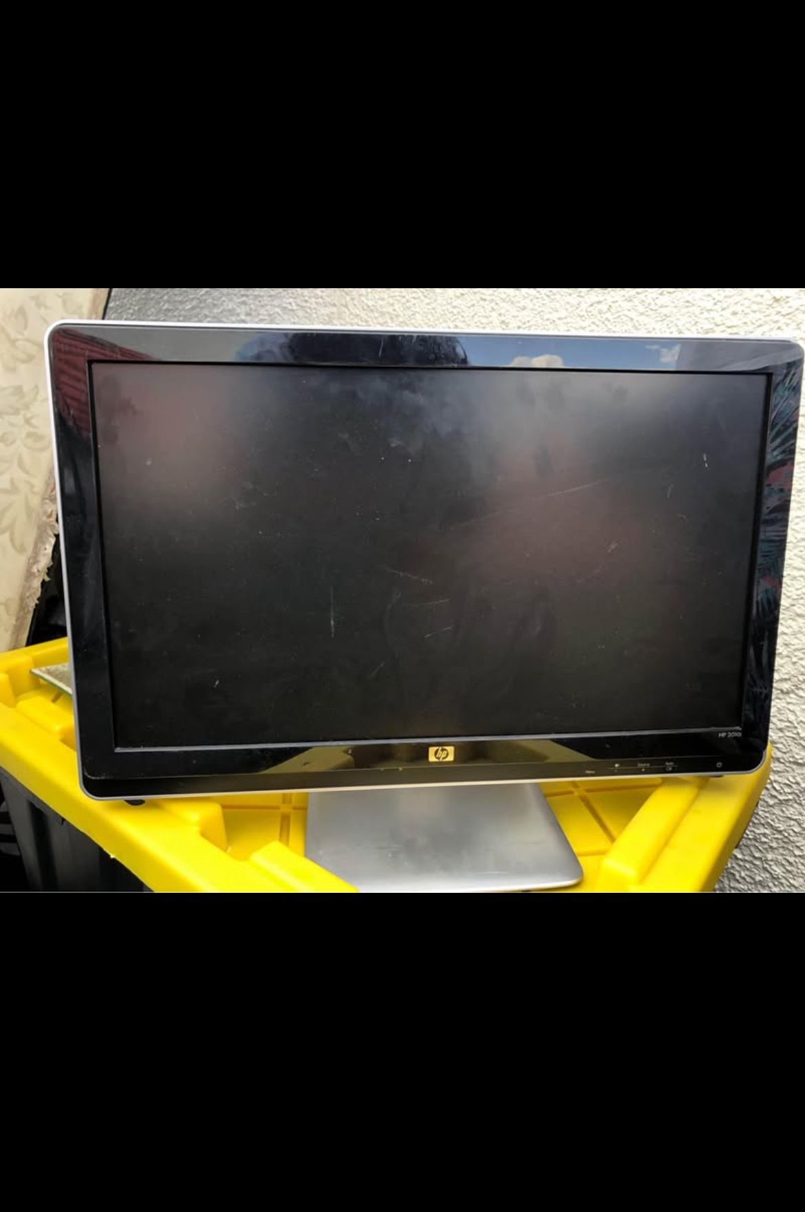 HP 20" LCD Computer Display Monitor