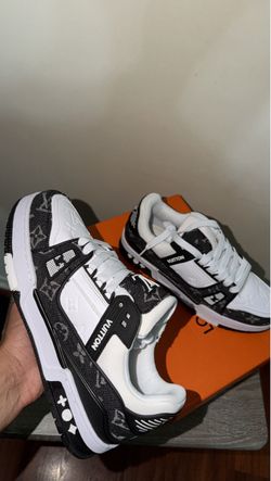 Louis Vuitton Trainer Sneakers Black White