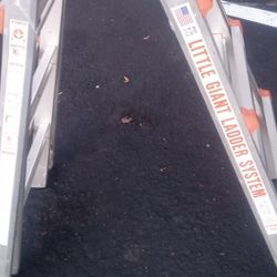 LITTLE GIANT LADDER 