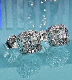 🔥 10k White Gold Princess & Round Cut Halo Earrings .63 Ct 💎