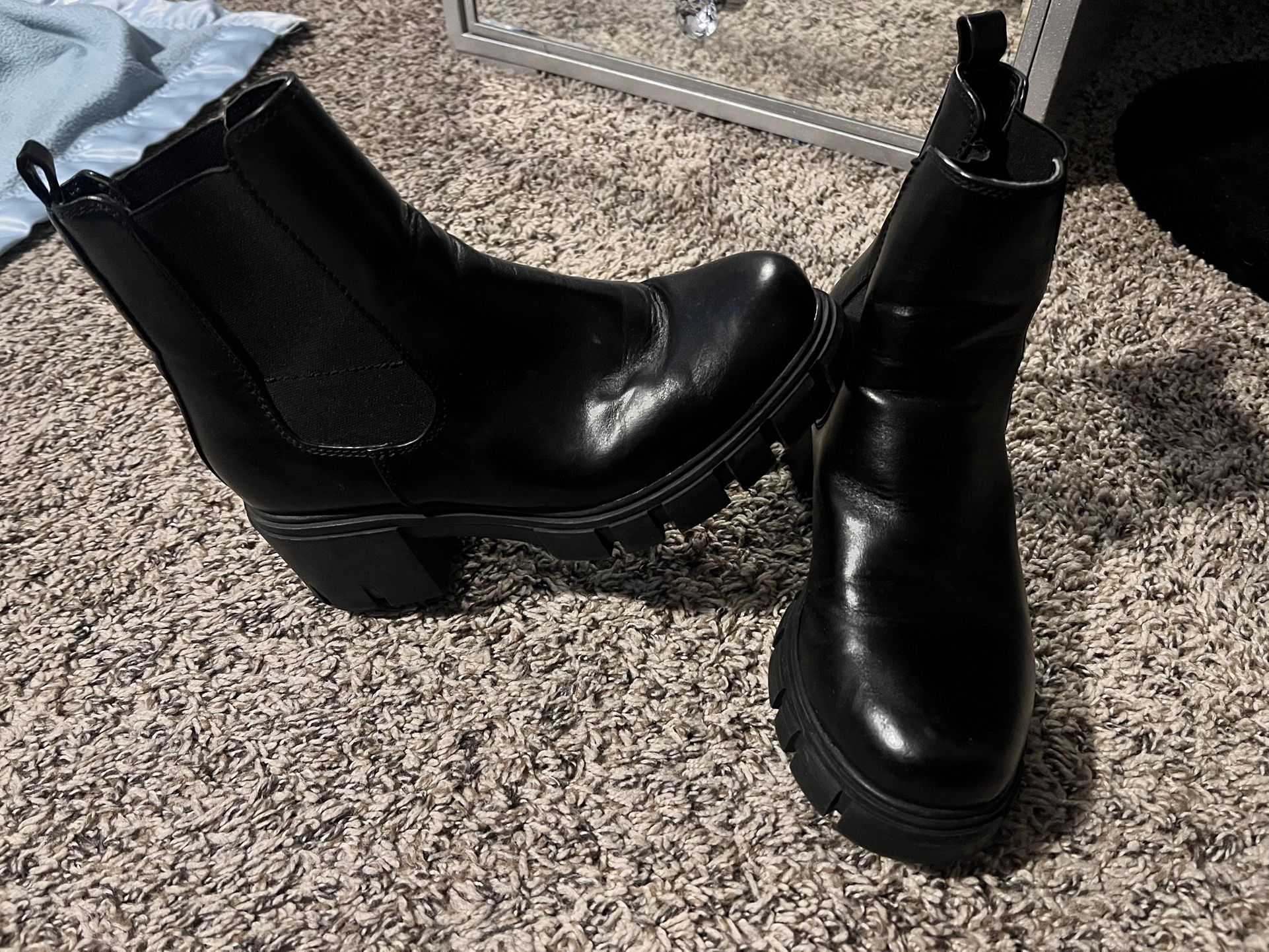 Boots Women’s/juniors 