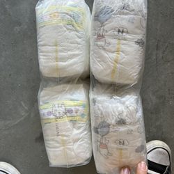 2 Packs Newborn Diapers