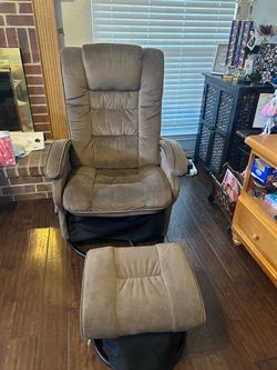 Rocker/Recliner Chair with ottoman