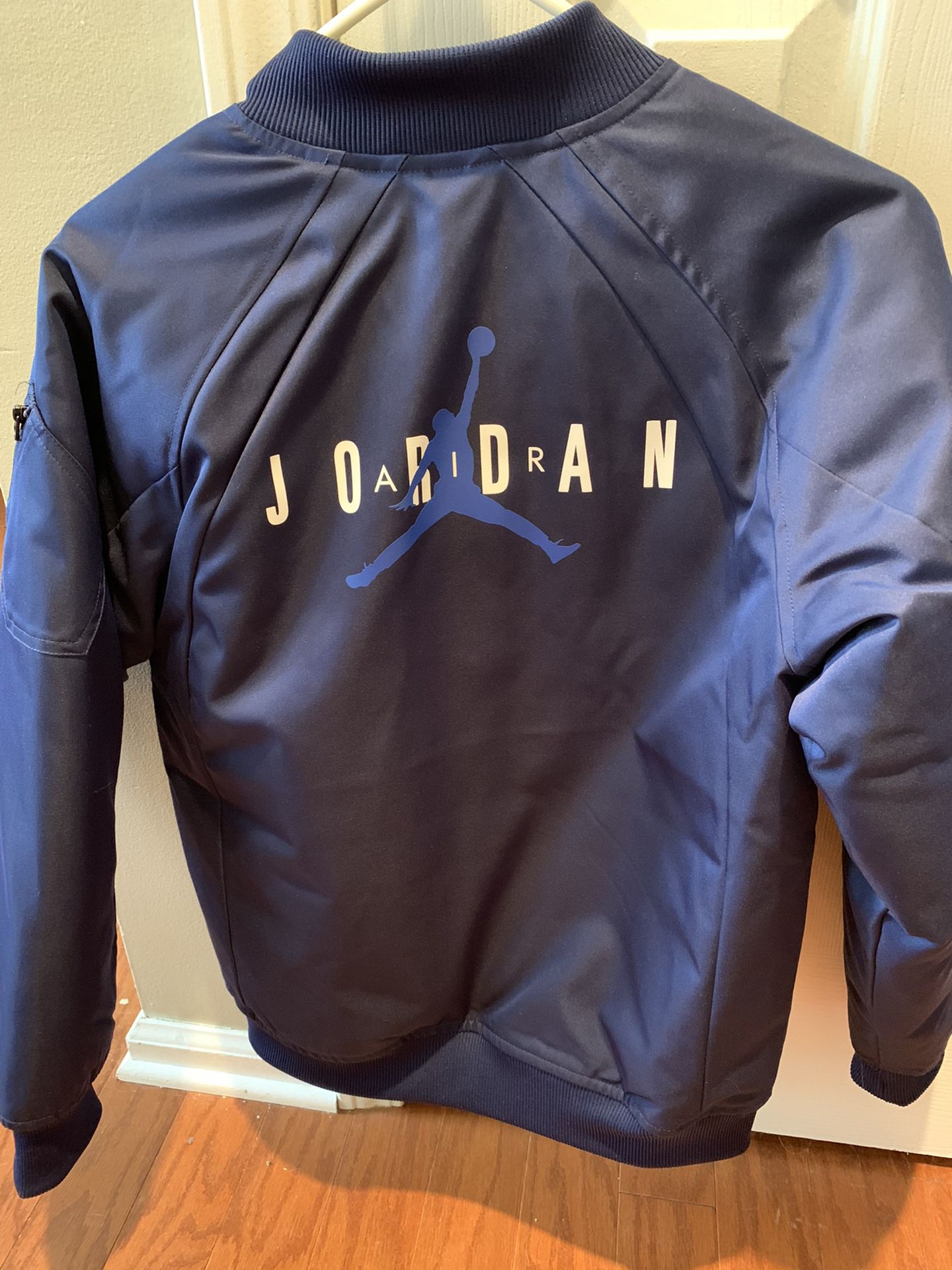 Jordan-brand bomber jacket, navy blue - Youth Large