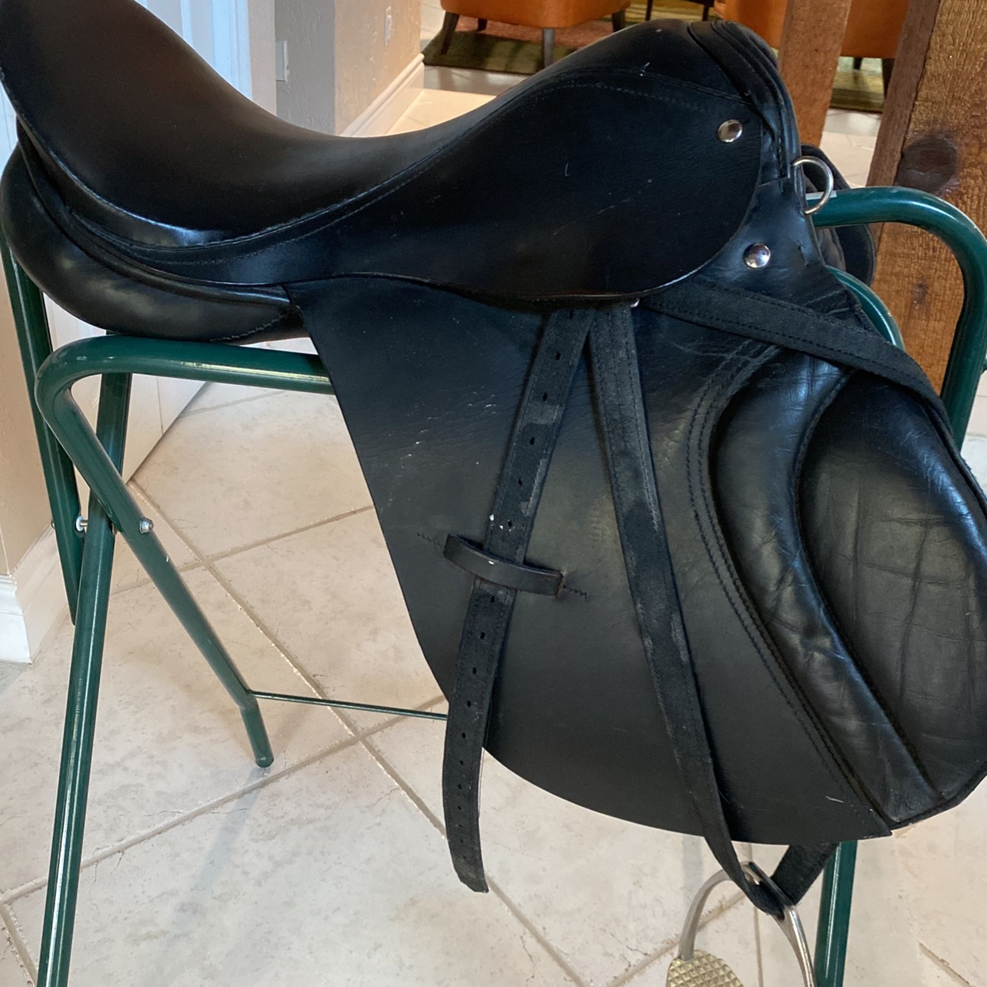 Saddle, Saddle Rack, Girths for Sale in Laud Lakes, FL OfferUp