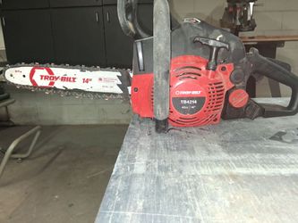 Troy built 14in. Chainsaw