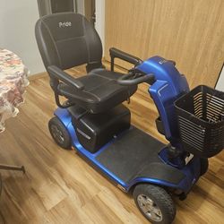 SCOOTER  with Lots Of Extras