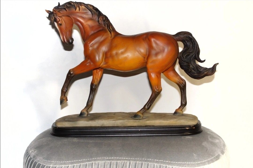 Vintage Arabian Brown Horse Stallion Statue Stone Wood Base 15x13x5" MantelPiece