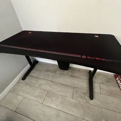 Eureka Gaming Desk 