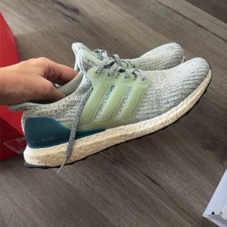 Women Ultraboosts