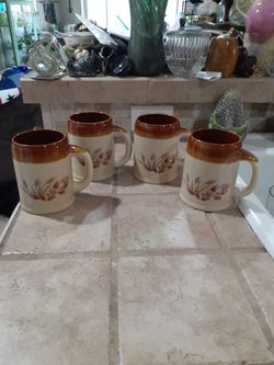 Vintage Stoneware Pottery Wheat Mugs Made in Japan Set of 4

