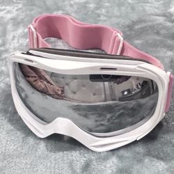 New For female !! OutdoorMaster Owl adult Ski Goggles OTG Anti-Fog Snowboard Goggles with 100% UV Protection  