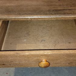Table , Lamp , Bookshelf 