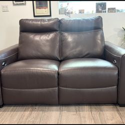 FREE Brown recliner 