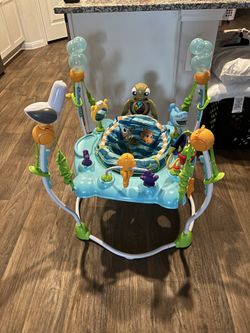 Baby bouncy $40
