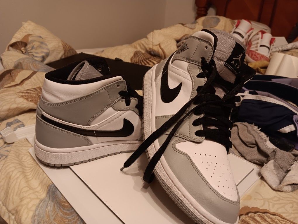 mens jordans 8.5