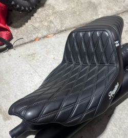Harley Road Glide / Street Glide ADVANBLACK X PRO MONKEY seat