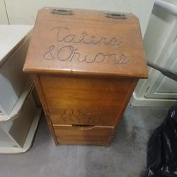 Taters And  Onions Bin