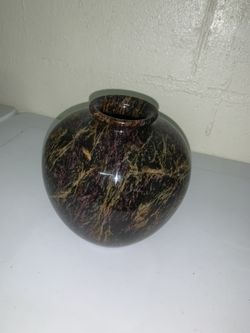 Decorative Vase/Urn - very solid, weighted 6x6 inches