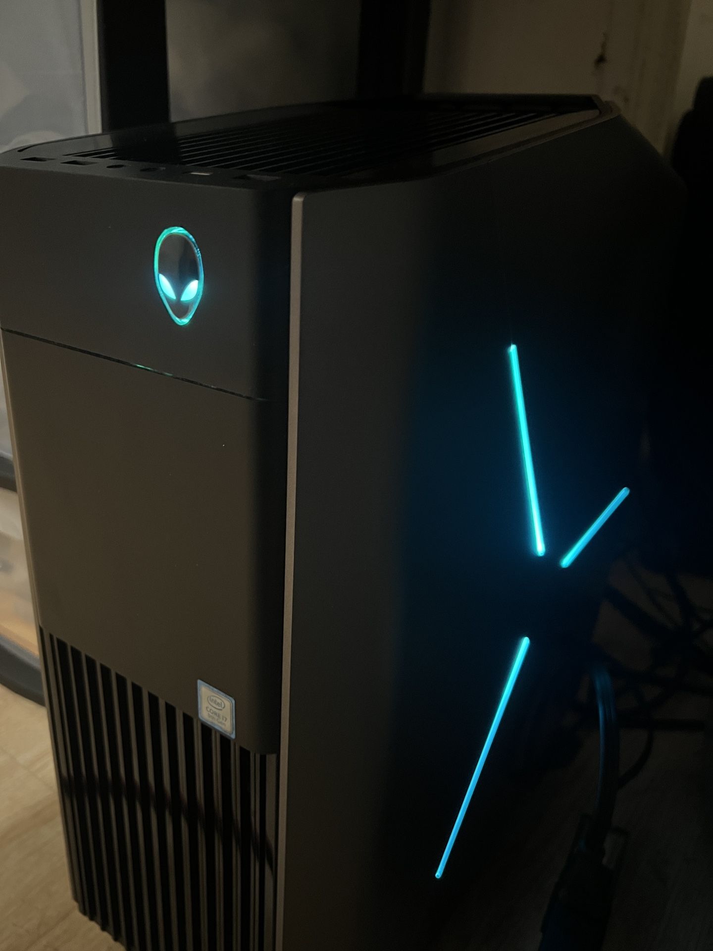 Gaming Desktops RTX2080OC Intel i7-9700k