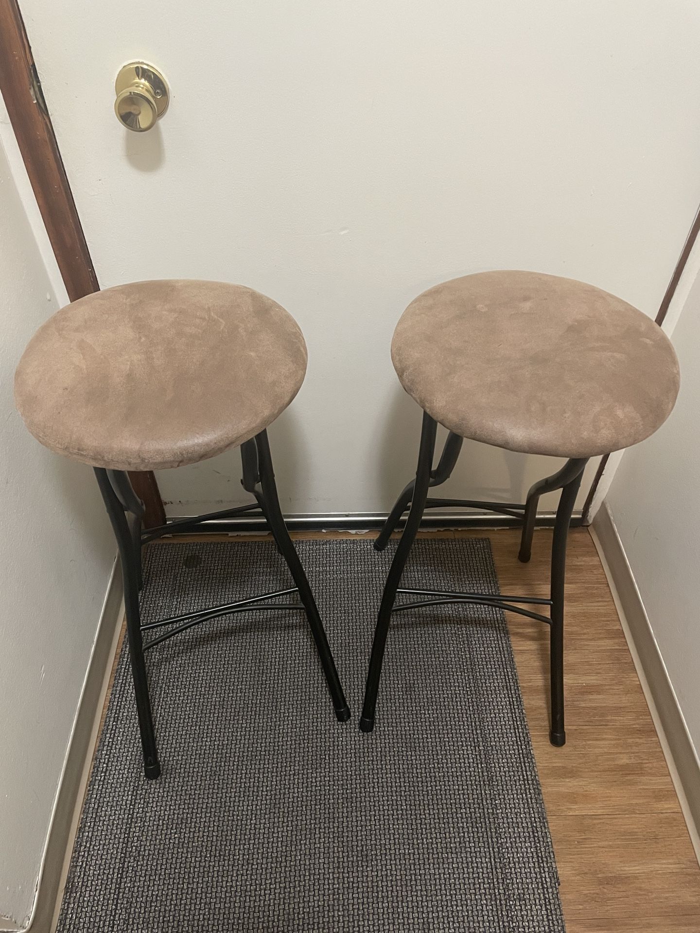 Stool . Bar/Counter Stool w/Metal Base Brown