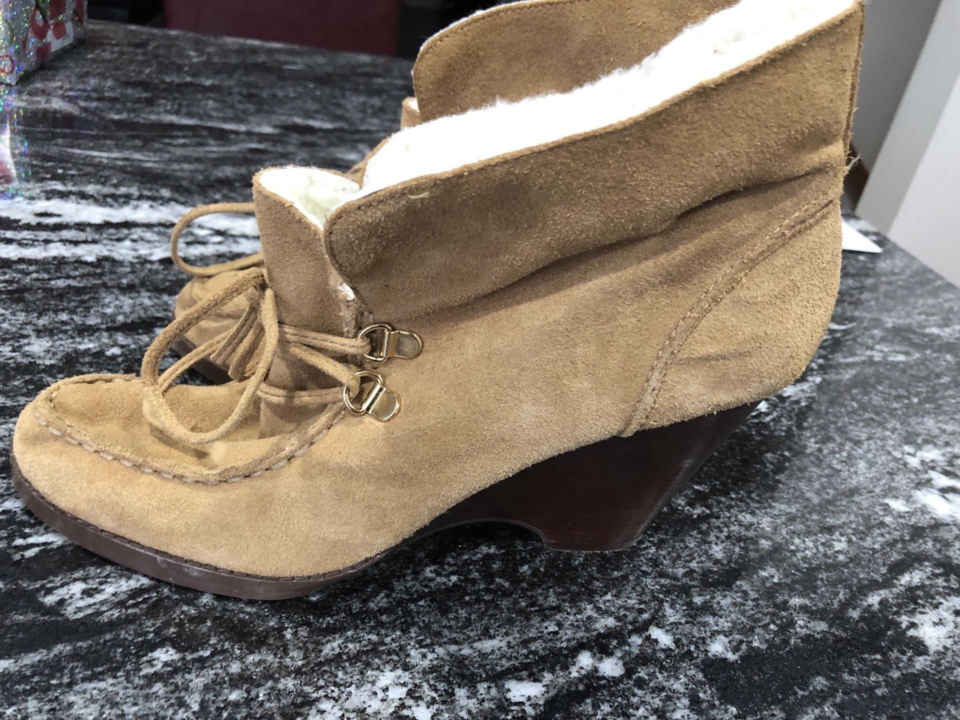 Michael Kors Boots size 10 like new