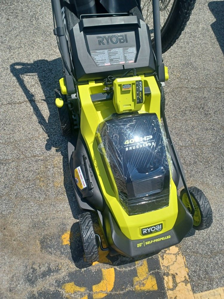 Lawnmower Electric New.