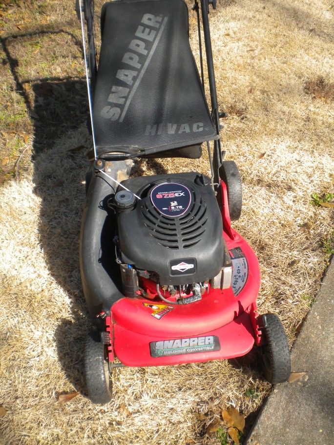 21"SNAPPER  SELF PROPELLED  BAGGER