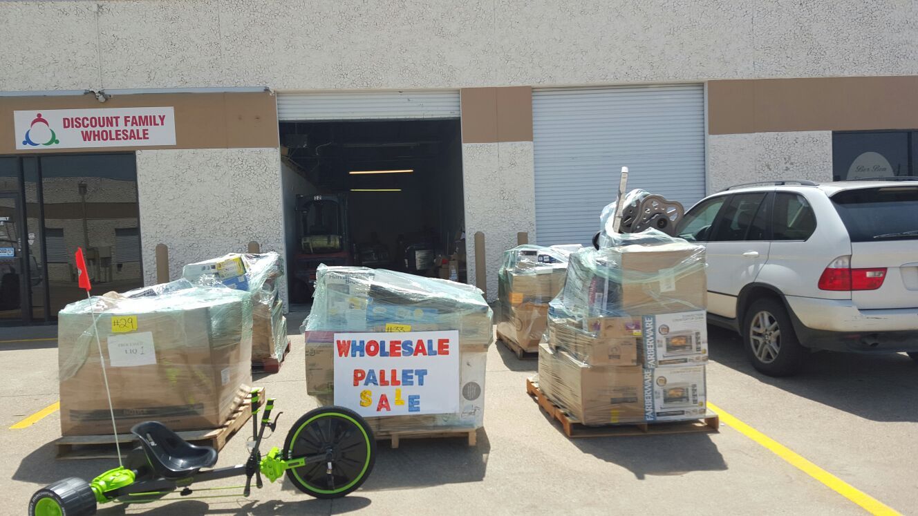 General merchandise-wholesale Pallets