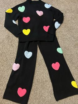 Womens Knit Heart Outfit