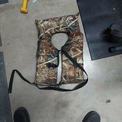 Youth Camo Boating Life Vest