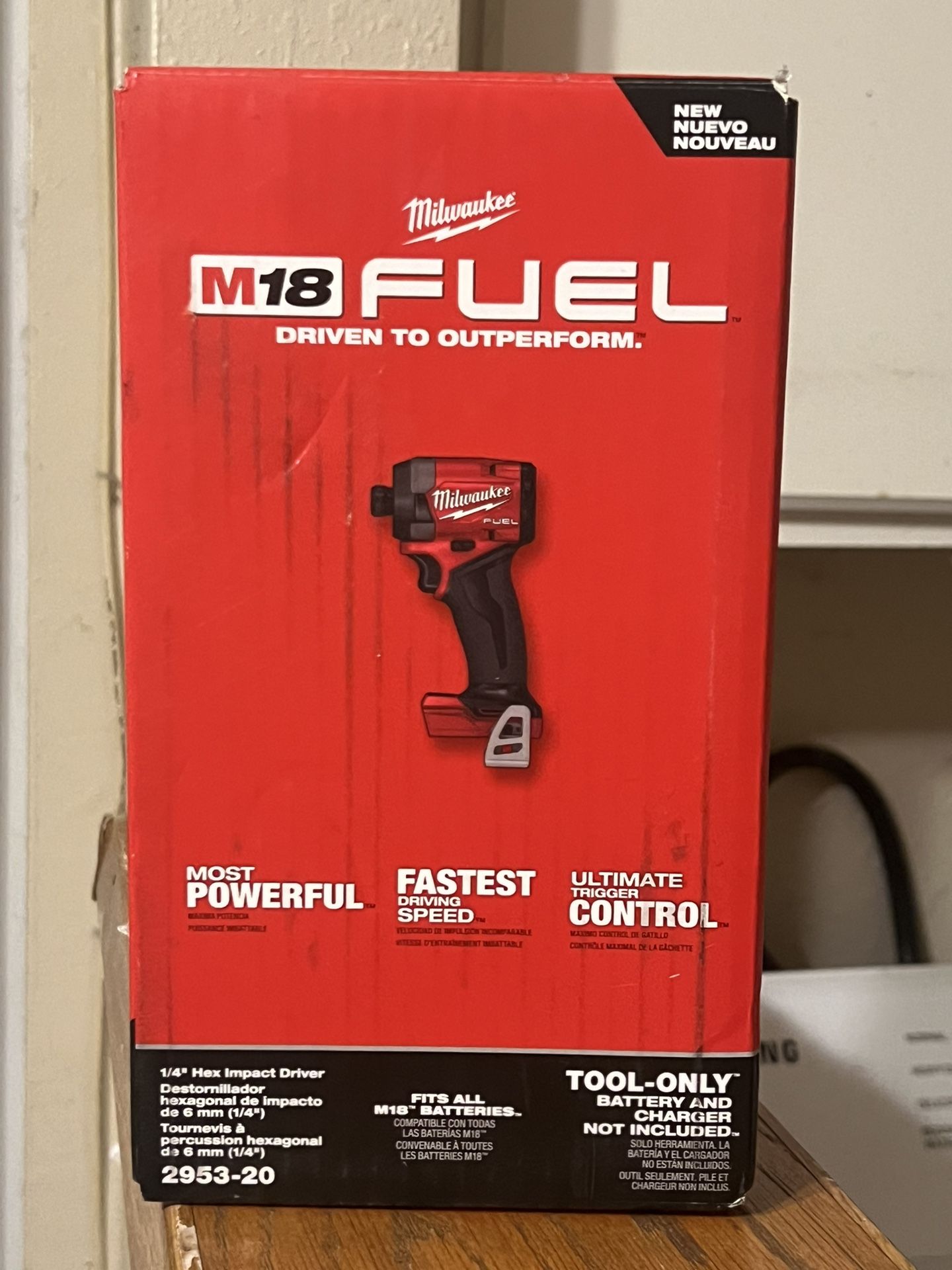 Milwaukee Fuel 1/4β Impact Driver New Generation Brand New.! π¦