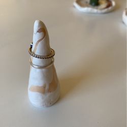 Ring Holder 