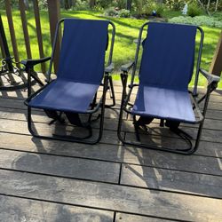 2 Folding Concert Beach Chairs With Backpack Straps