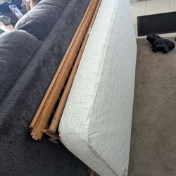 Free Baby Crib /Bed 